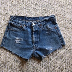 Levi’s cutoff shorts